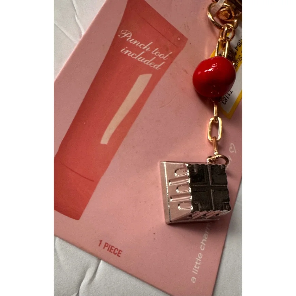 Line Modern Lip Charm Keychain Tomato Rose Gold Tone with Punch Tool LB1LCK2